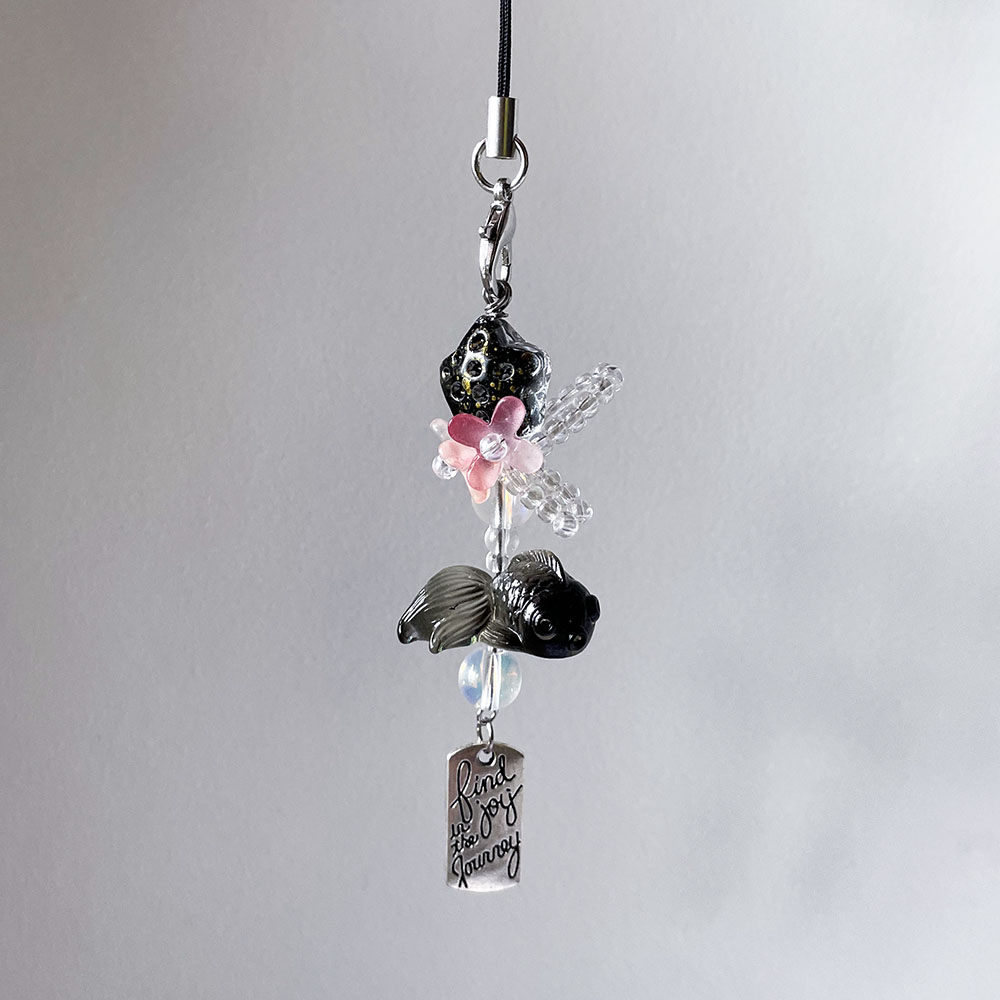 Women'S Fashion Backpack - Schwarzer Goldfisch-Telefon-Charm-Kette, rosa Blume, Stern-Perlen, süßer