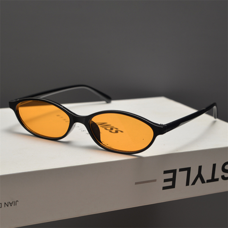 Neue Retro Ovale Cat-Eye-Sonne – Women'S Fashion In The 90S Bewertung und Preis